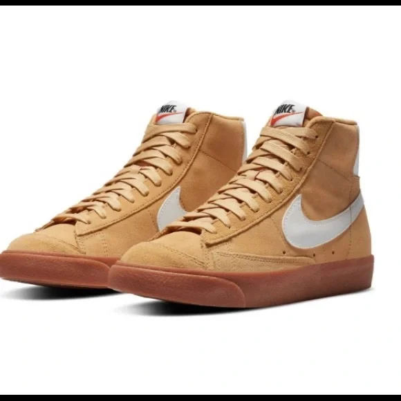 NWOT Nike Blazer Mid ‘77 Suede Twine/ Summit White Sneakers — Size 7 - Picture 3 of 11